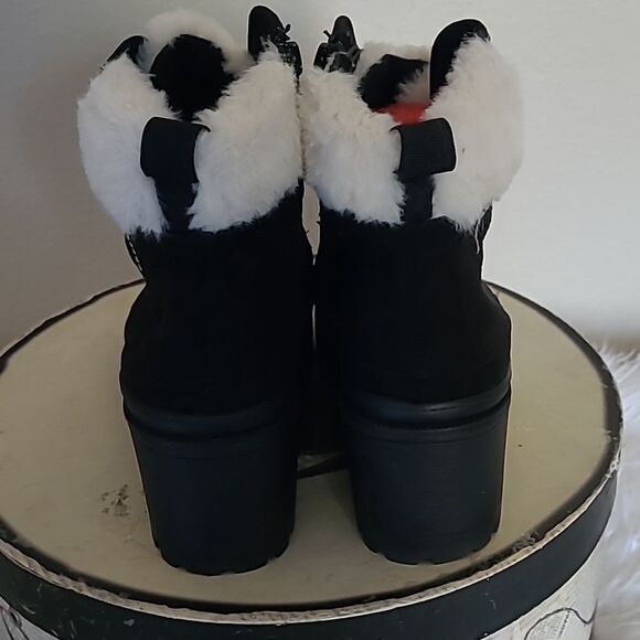 Jellypop Black Lace Front Boots - Picture 6 of 12